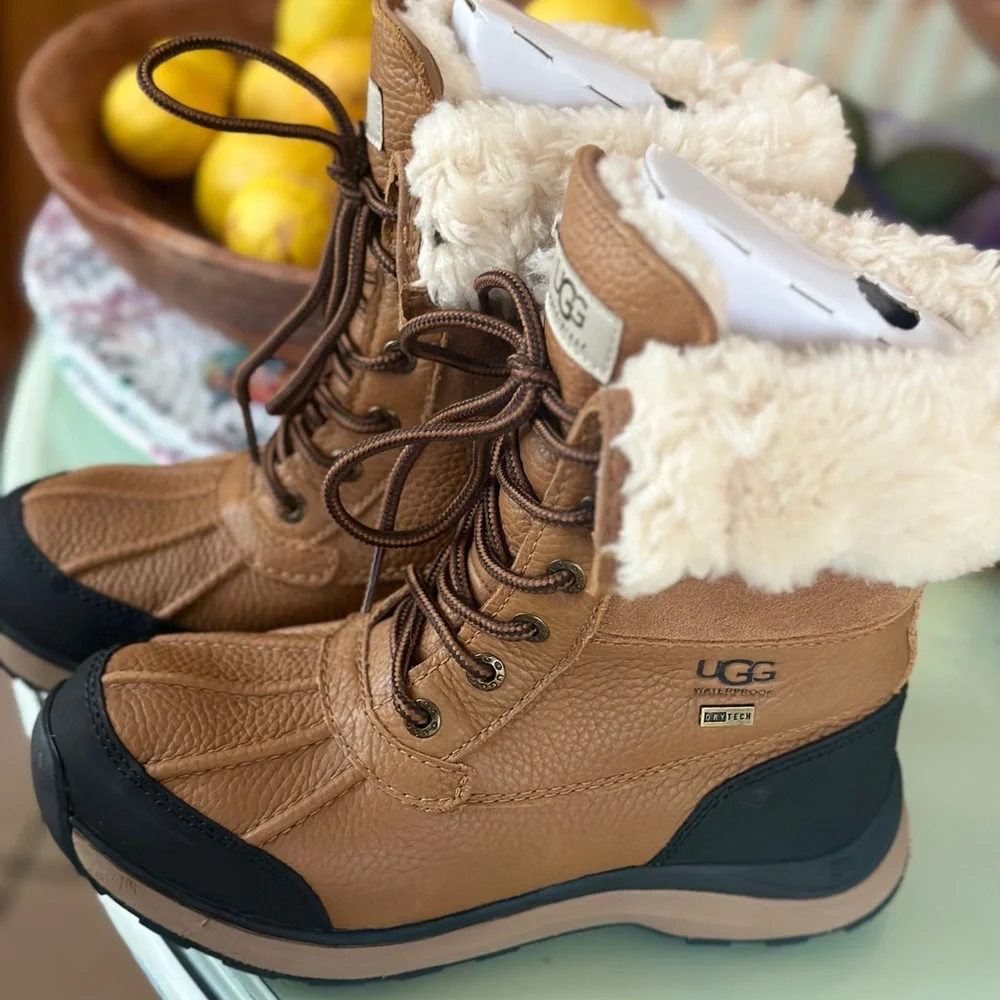 UGG Adirondack III Boots woman - Picture 1 of 6